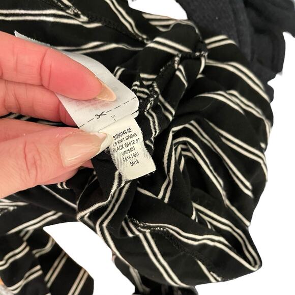 Old Navy Large Swing Dress Knit Long Sleeve Black Striped Rayon Stretch - Picture 4 of 7